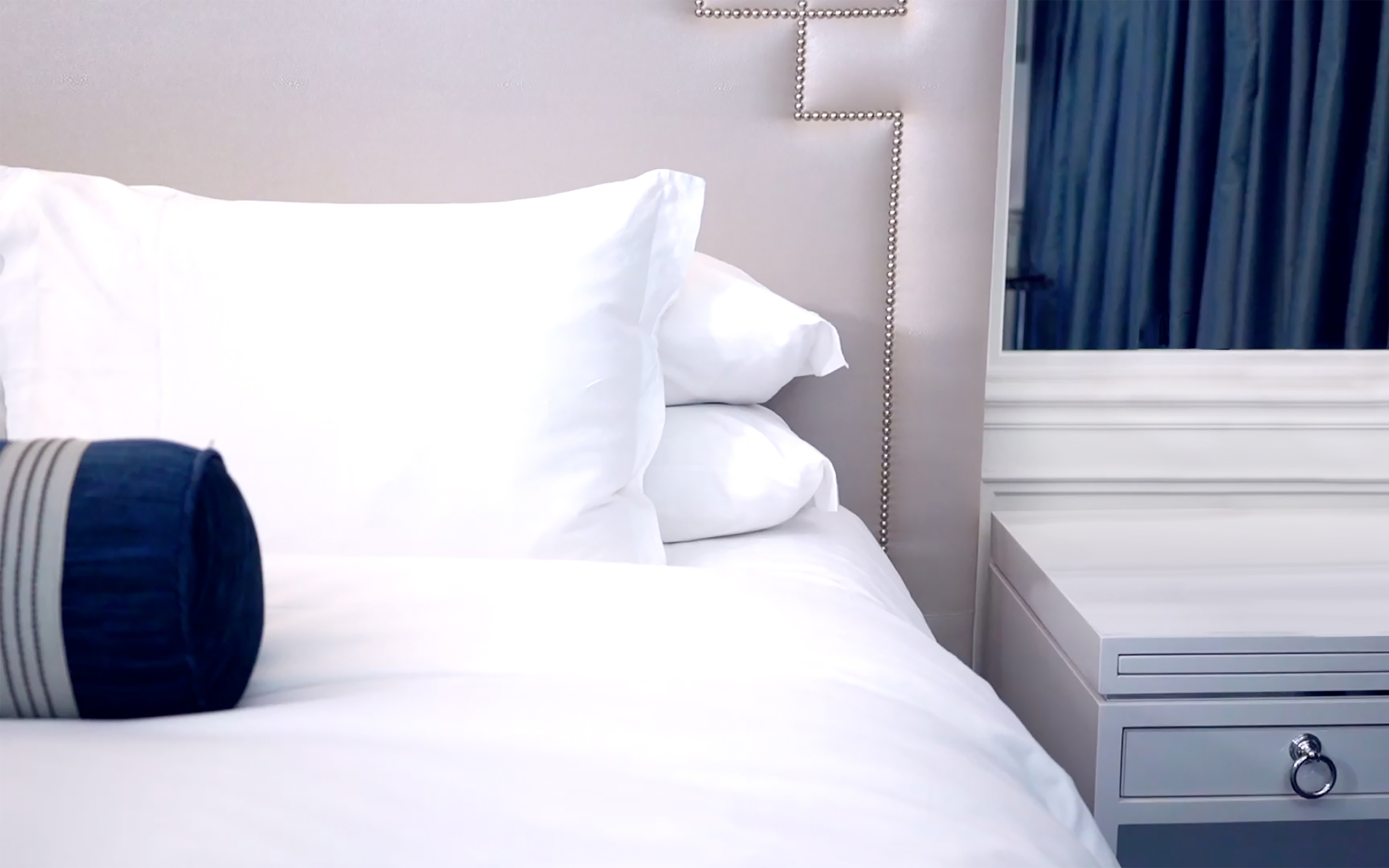 SilkWay™ - The Sheets Your Hotel Guests Absolutely Must Have